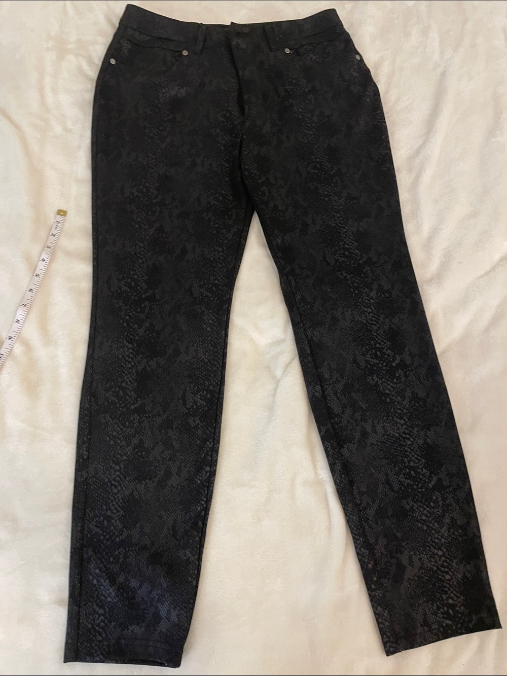 Vera Wang Black Snake-Texture Straight Leg Pants